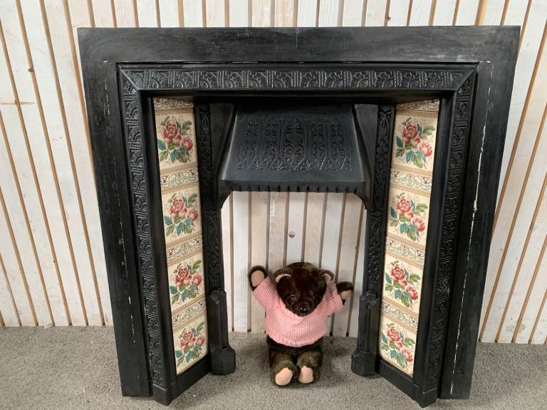 Original Antique Victorian Cast Iron Fireplace Surround With Tiles.