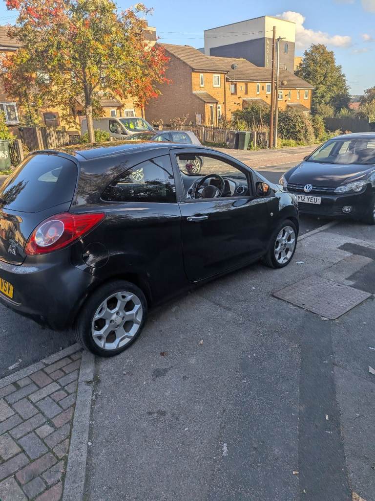 Ford, KA, Hatchback, 2010, Manual, 1242 (cc), 3 doors