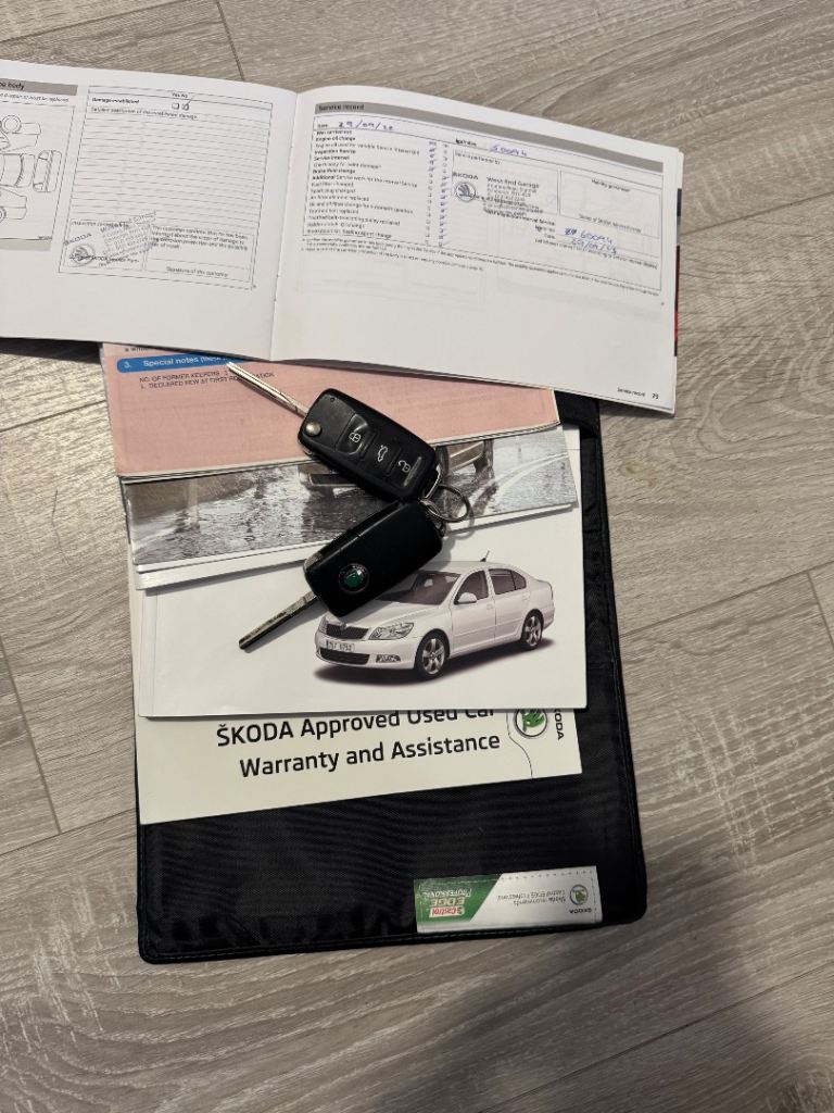 Skoda, OCTAVIA, Estate, 2012, Semi-Auto, 1390 (cc), 5 doors