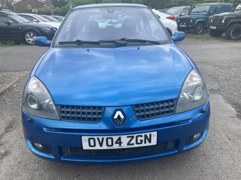 2004 Renault Clio 2.0 16V Renaultsport 182 3dr HATCHBACK PETROL Manual