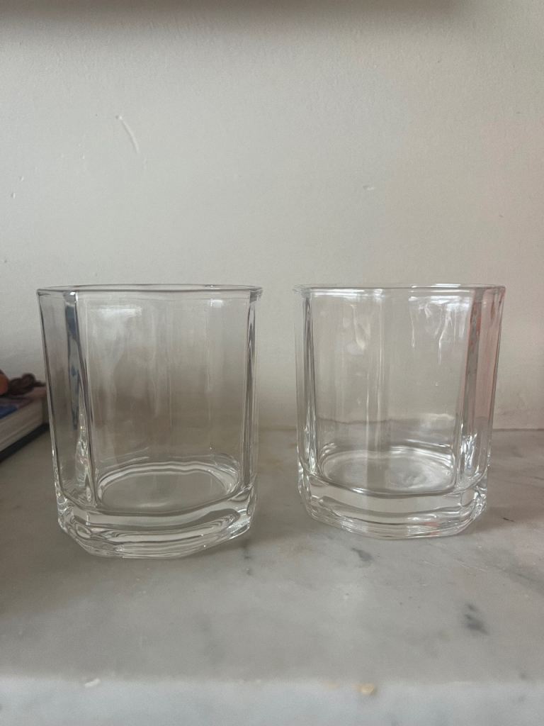 Set of 2 octagonal glass candle holders 