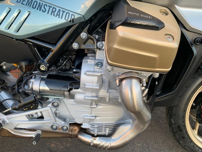 Moto Guzzi V100 Mandello S - 1268 miles - MOTO GUZZI WARRANTY UNTIL 21/07/27