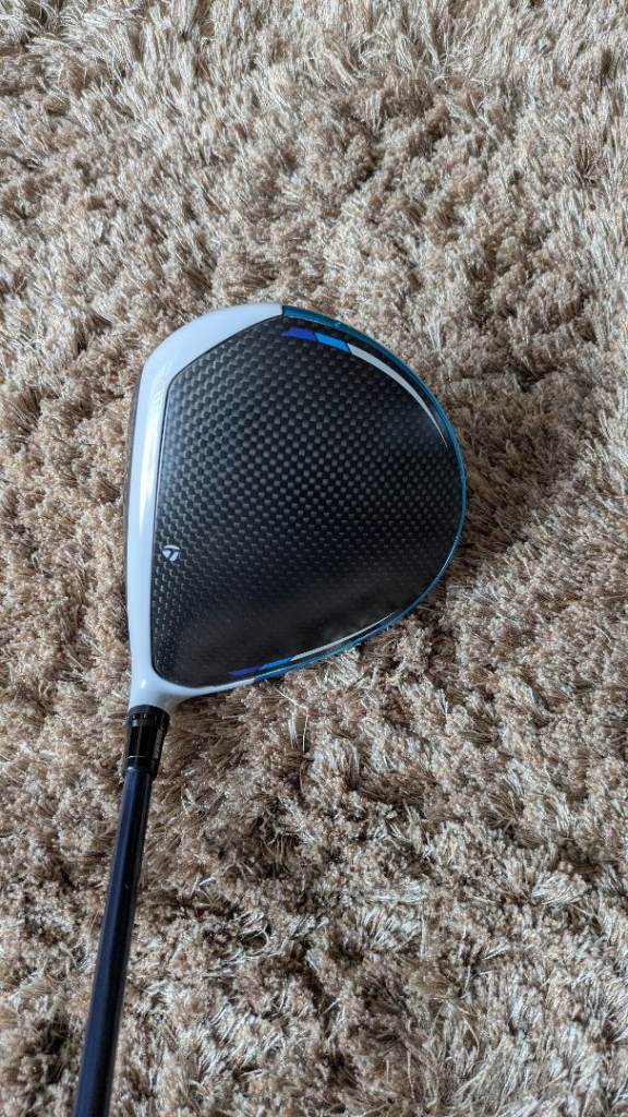 TaylorMade sim2 max D type driver 