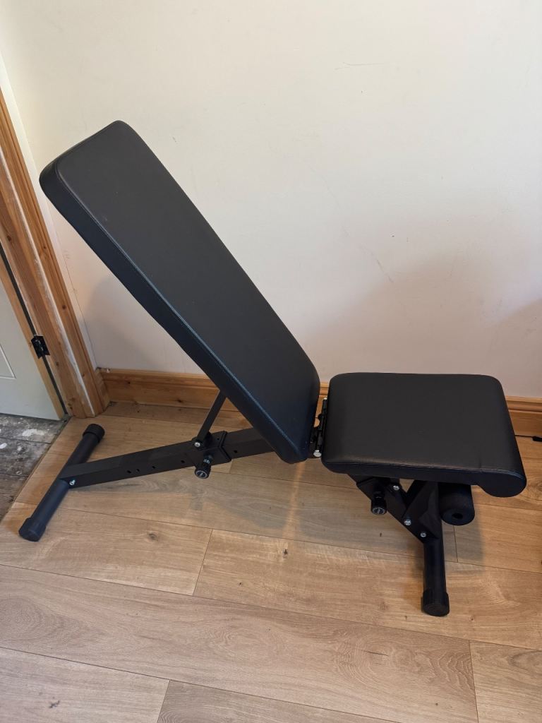 Adjustable foldable exercise bench
