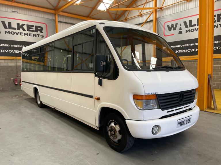 MERCEDES 813D 7.5 TONNE 32 SEAT PLAXTON BEAVER BUS - 2007 - YN07 OZE
