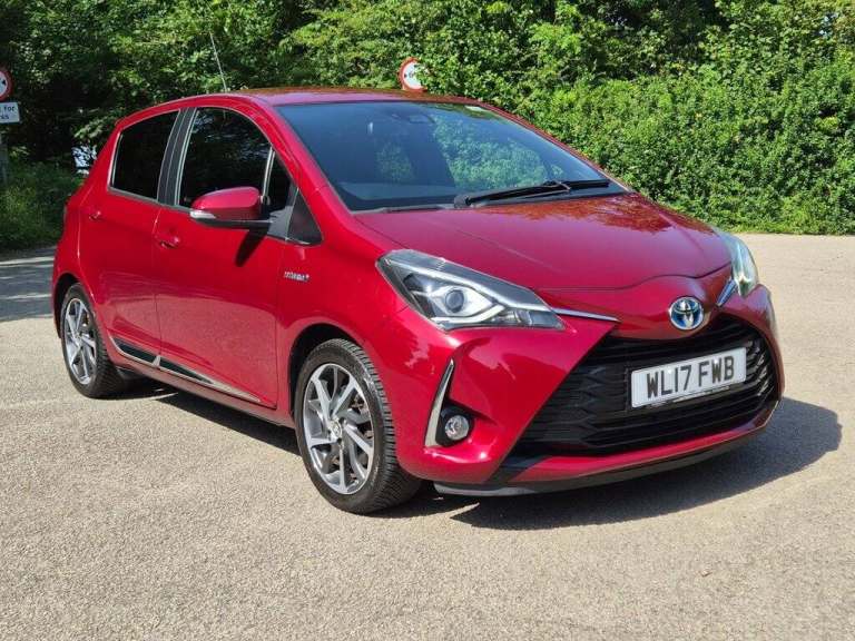 2017 Toyota Yaris 1.5 VVT-h Excel Hatchback 5dr Petrol Hybrid E-CVT Euro 6 (s/s) (15in Alloy) Hat...