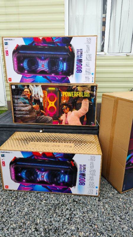 JBL Partybox 720 With Batteries Brand New 