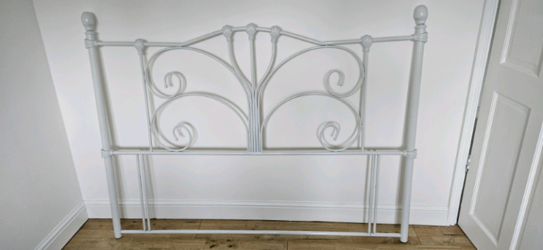 Kingsize metal headboard
