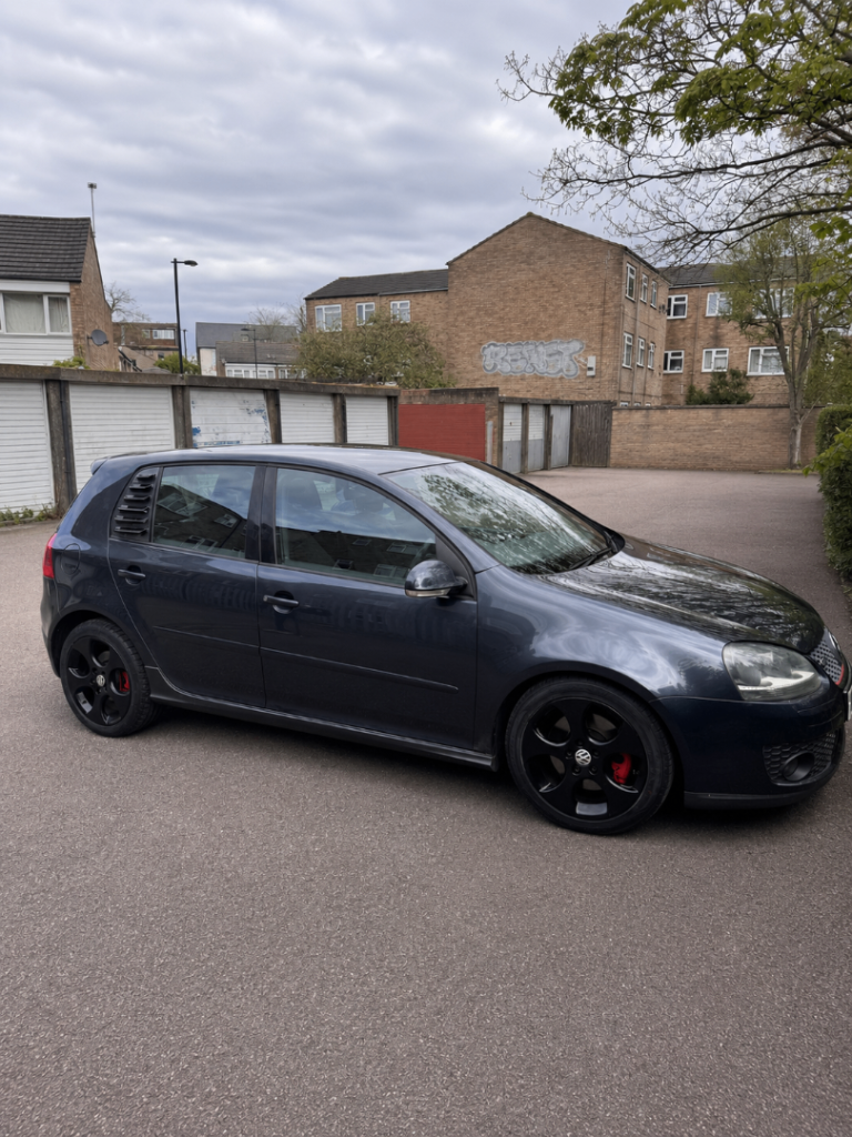 Volkswagen, GOLF, Hatchback, 2005, Manual, 1984 (cc), 5 doors