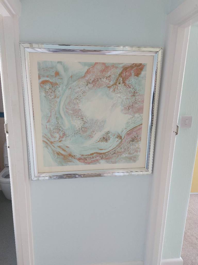 A pink diamond wall picture 