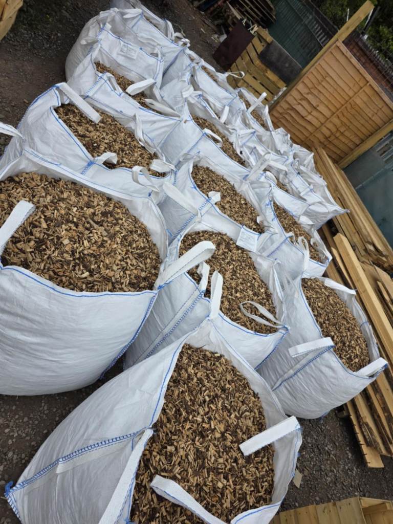 ❤️ TIMBER WOOD CHIPPINGS
