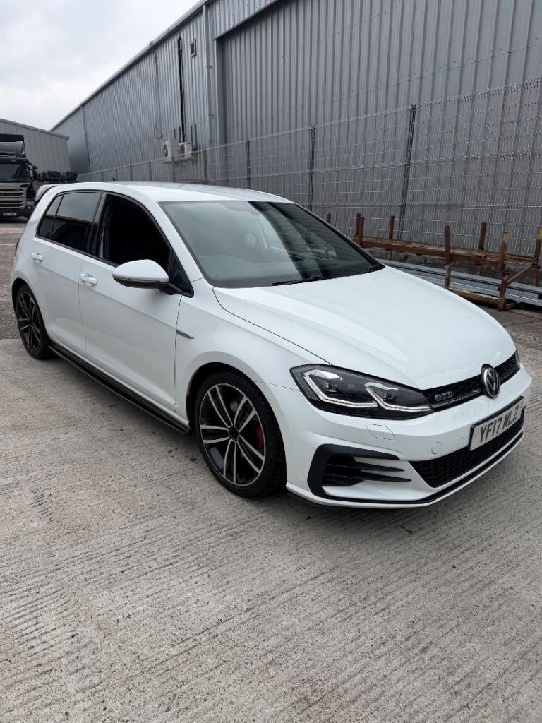 Volkswagen, GOLF, Hatchback, 2017, Manual, 1968 (cc), 5 doors