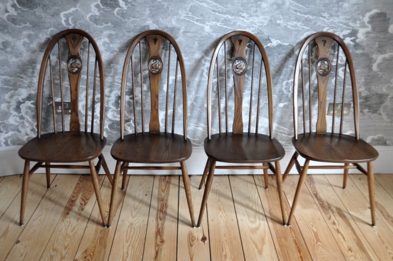 Set of 4 Vintage Retro Designer 60's Ercol Windsor Swan Back Swanback Chairs