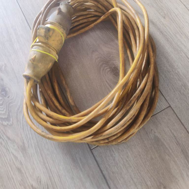 110 volts extension leads cable