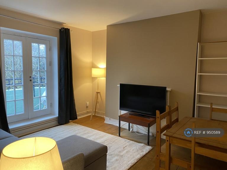 3 bedroom flat in Alverstone House, London, SE11 (3 bed) (#950589)