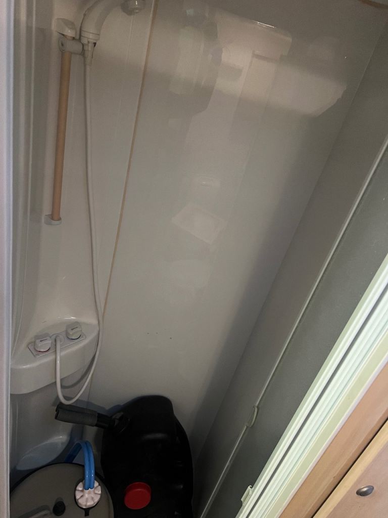 Elddis Hurricane with awning. Can deliver.