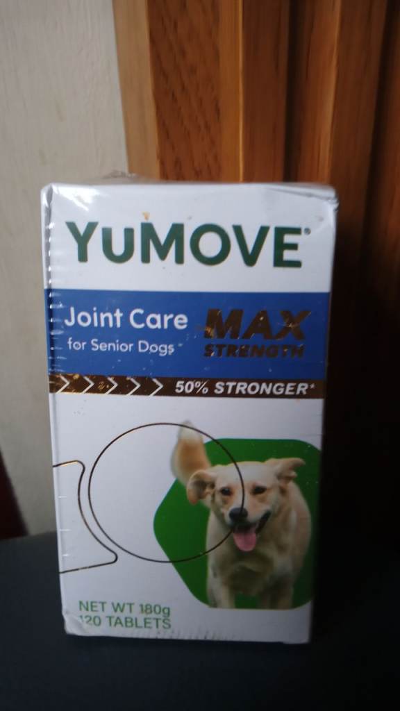 Yumove senior joint max strength new £12