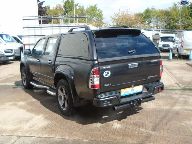 ISUZU RODEO 3.0 CRD Denver Max LE Black Auto Diesel 2010