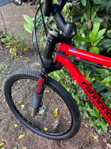 Cannondale F800 with Lefty Headshok mountain bike, £190.00 for Sale