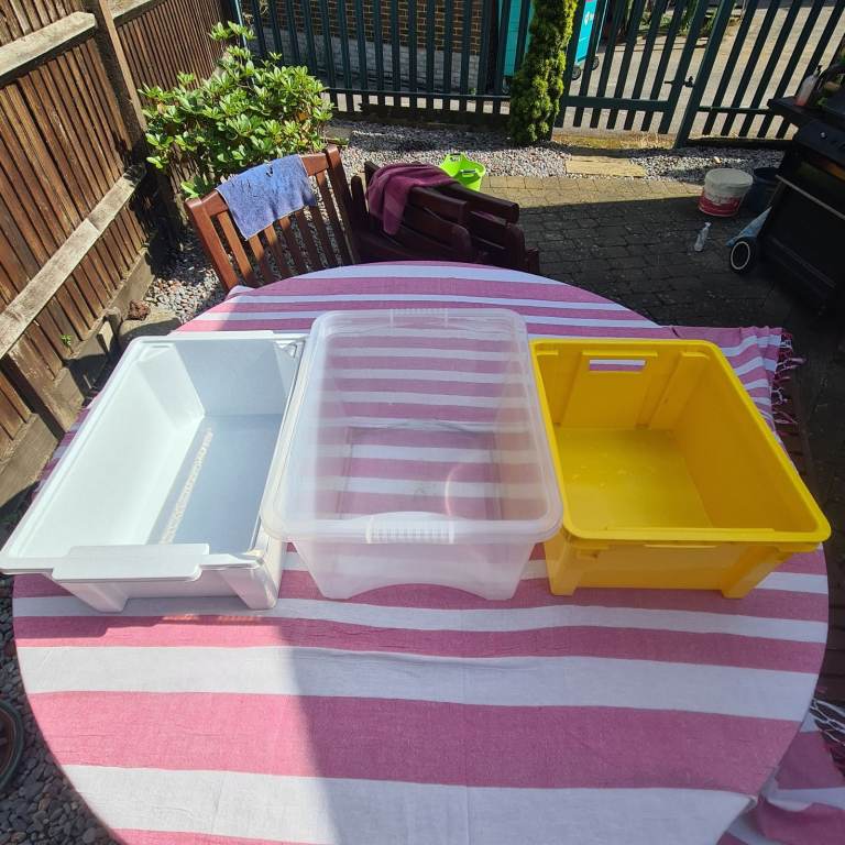 Toy boxes, washing up bowls
