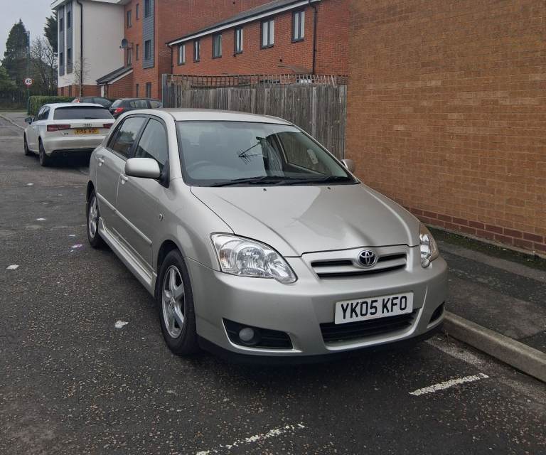 Toyota corolla 2005 1.4 petrol Manual ulezfree 5 doors