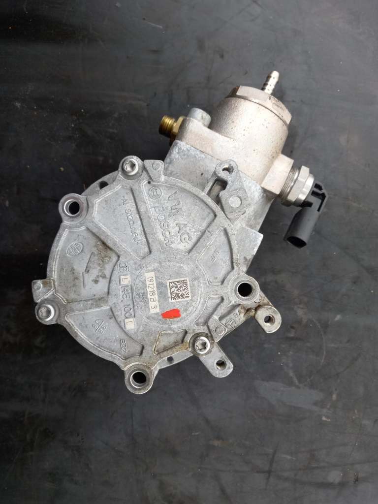Volkswagen Golf Vacuum Pump 2013-2020 06l145100l