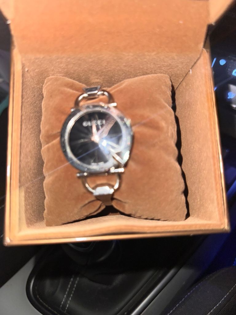 Gucci Ladies Bracelet Watch 