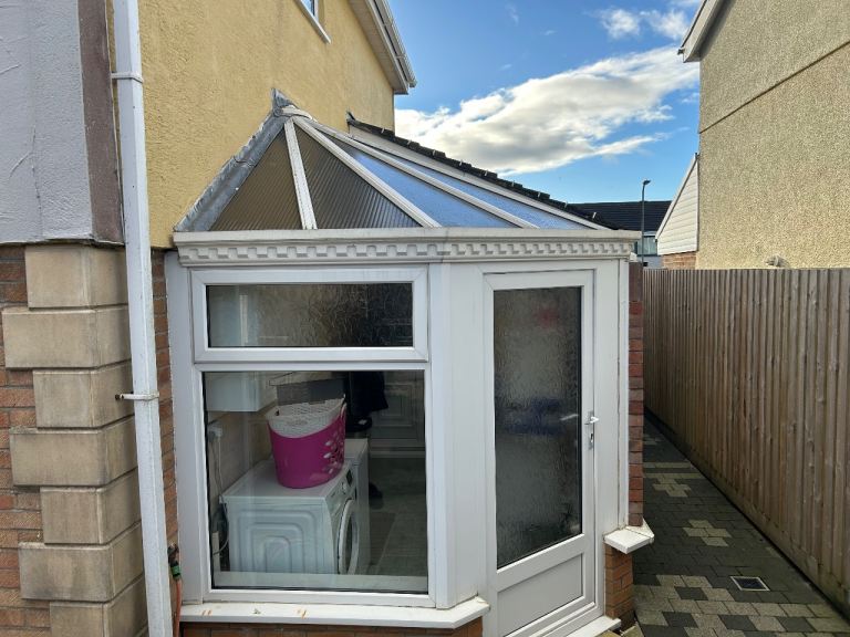Small Conservatory/Utility Room For Sale