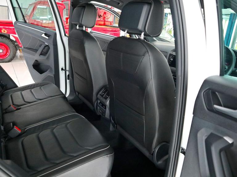 2021 Volkswagen Tiguan 1.5 TSI 150 R-Line 5dr DSG ESTATE PETROL Automatic