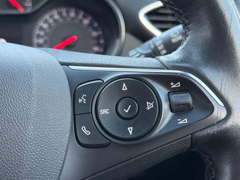 2022 Vauxhall Crossland Ultimate Turbo HATCHBACK Petrol Manual