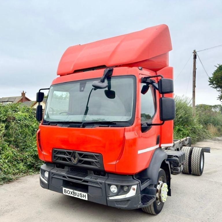 2019 RENAULT VOLVO D210 CAB+CHASSIS 14 TON EURO6 HORSEBOX LIVESTOCK 118,000 MILE