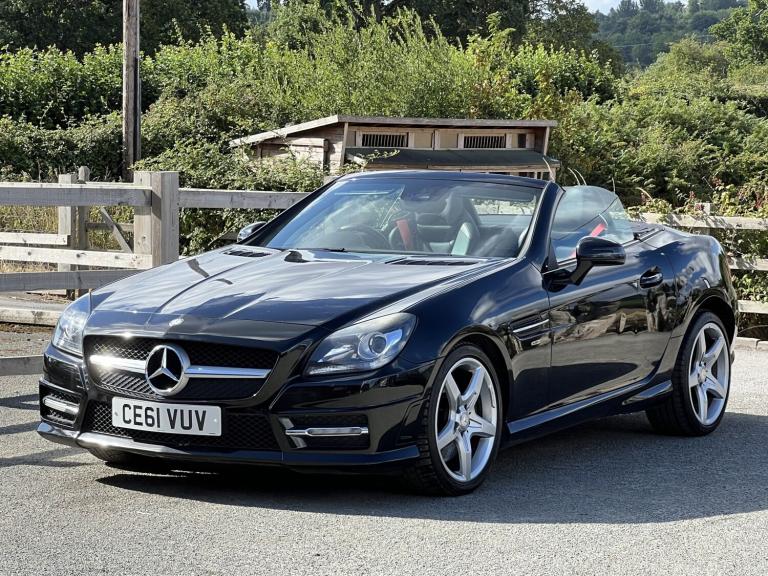 MERCEDES-BENZ SLK 1.8 SLK200 BlueEfficiency AMG Sport Edition 125 2011