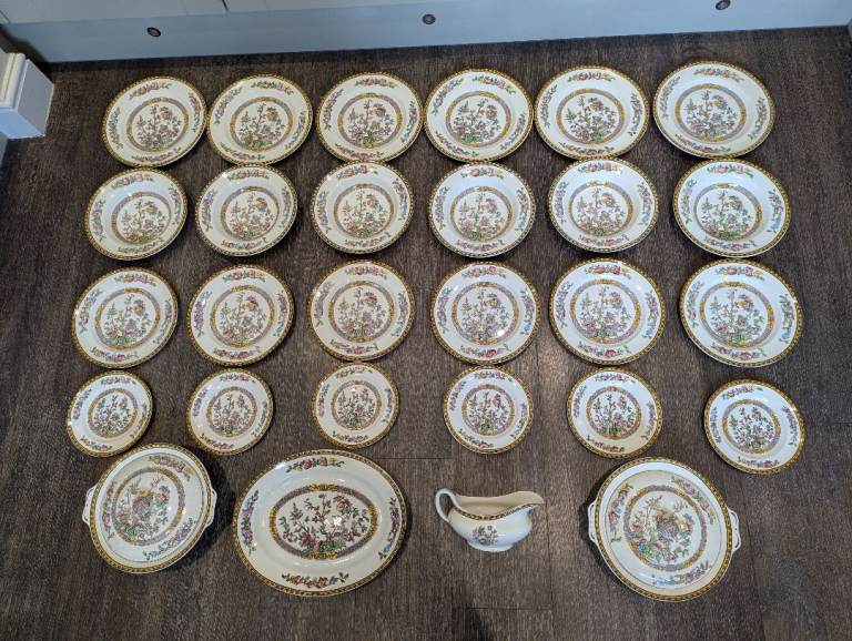 28 piece Washington indian tree dinner set