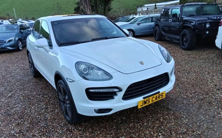  Porsche Cayenne 4.8T V8 Turbo SUV 5dr Petrol TiptronicS 4WD Euro 5 (s/s) (500 ps) Petrol Automatic