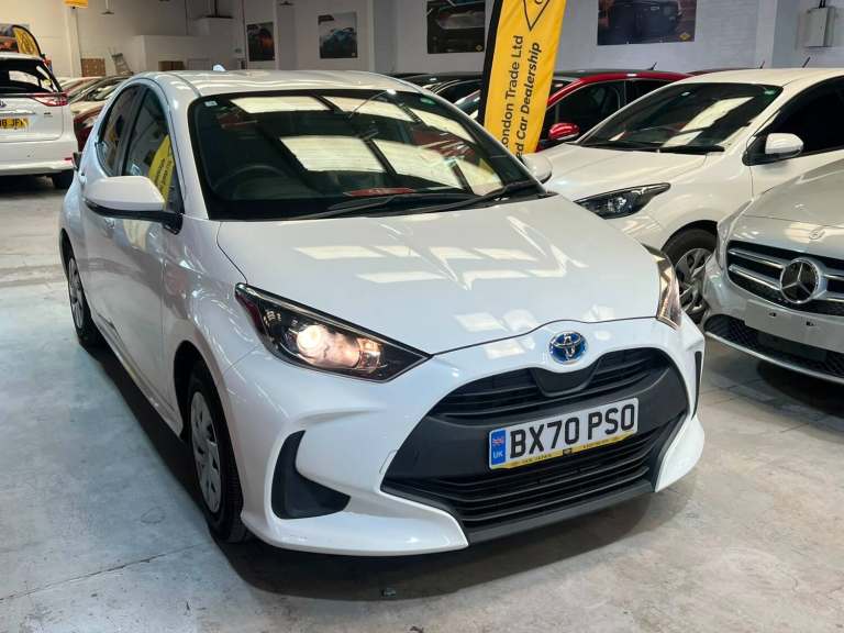 2020 Toyota Yaris  1 490cc CC Hybrid