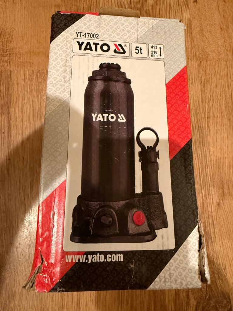 YATO bottle hydraulic jack 5T Brand NEW, unused