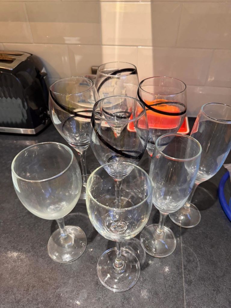 Free wine glasses 