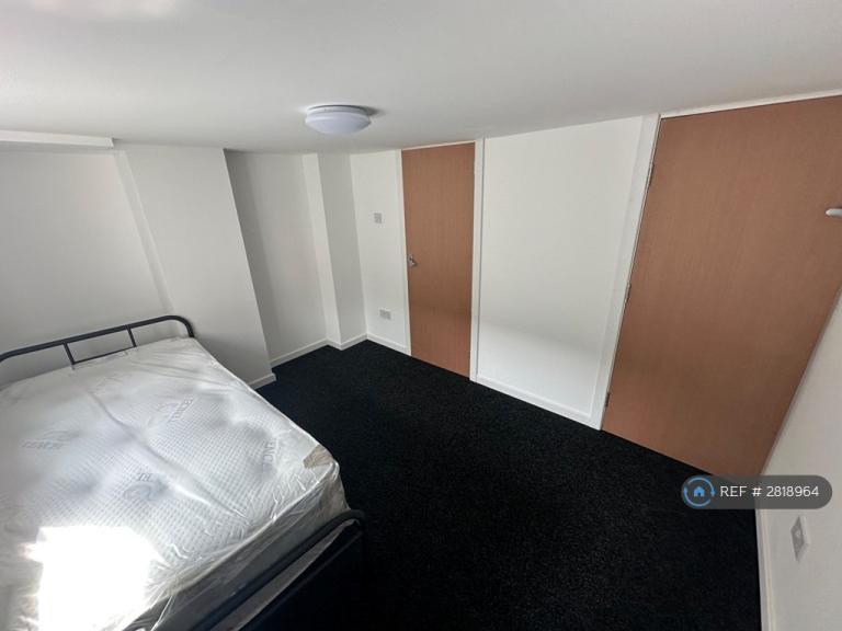 1 bedroom in Holly Street, Wakefield, WF2 (#2818964)