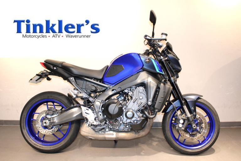 2022 72 Yamaha MT-09 Blue