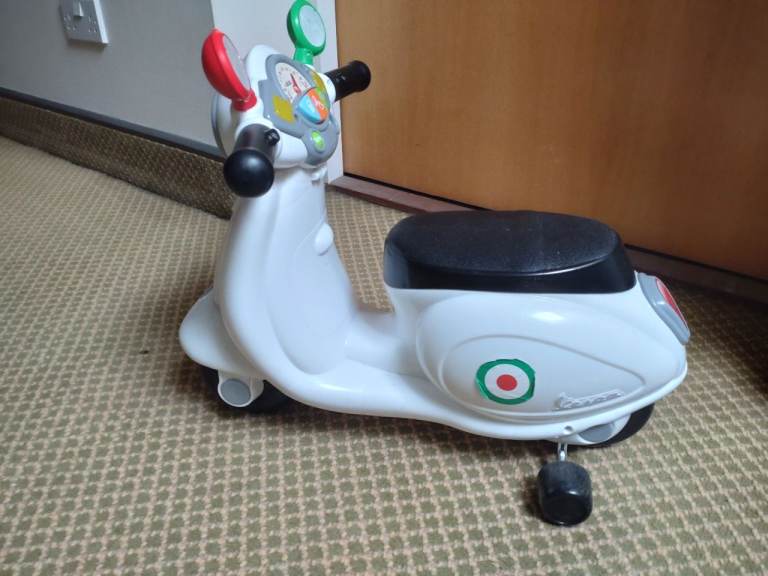 Childs toy Vespa 