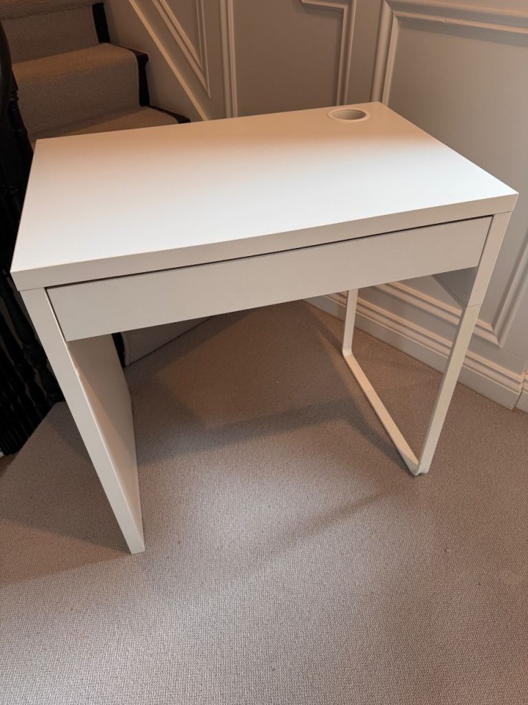 Ikea Micke White Office Desk with Drawer – Good Condition