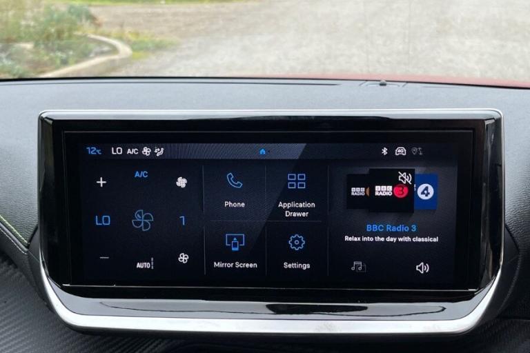  Peugeot 208 1.2 Puretech Mhev Gt Hatchback 5dr Petrol Hybrid E Dsc Euro 6 s/s