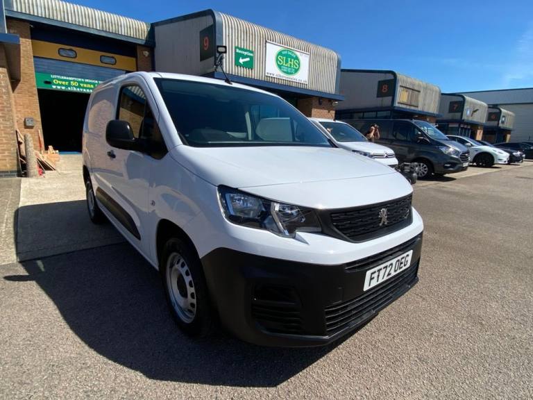 2023 Peugeot Partner 1000 1.5 BlueHDi 100 Professional Premium + Van PANEL VAN DIESEL Manual