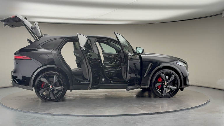 2021 Jaguar F-Pace 5.0 P550 V8 SVR SUV 5dr Petrol Quickshift AWD Euro 6 (s/s) (550 ps) SUV Petrol...