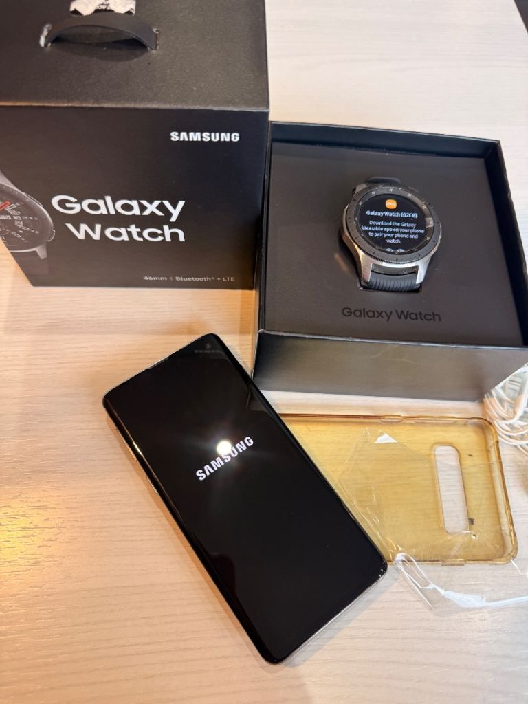 Samsung Galaxy S10/Watch Set Excellent Condition: 128GB DualSim Unlocked/R805F 46mm BT + LTE