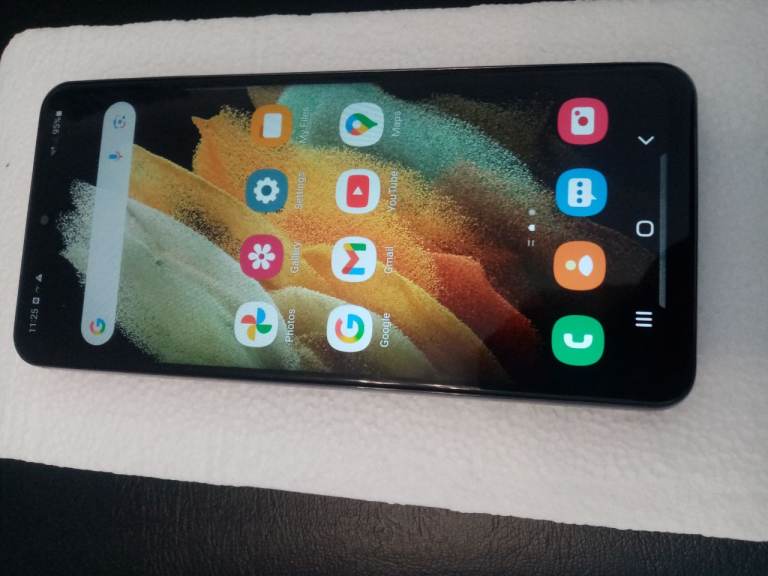 Samsung S21 5G absolutely Immaculate condition 