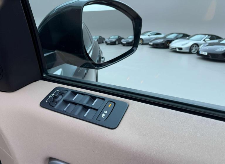 2016 Land Rover Discovery Sport 2.0 TD4 180 HSE 5dr Auto ESTATE DIESEL Automatic