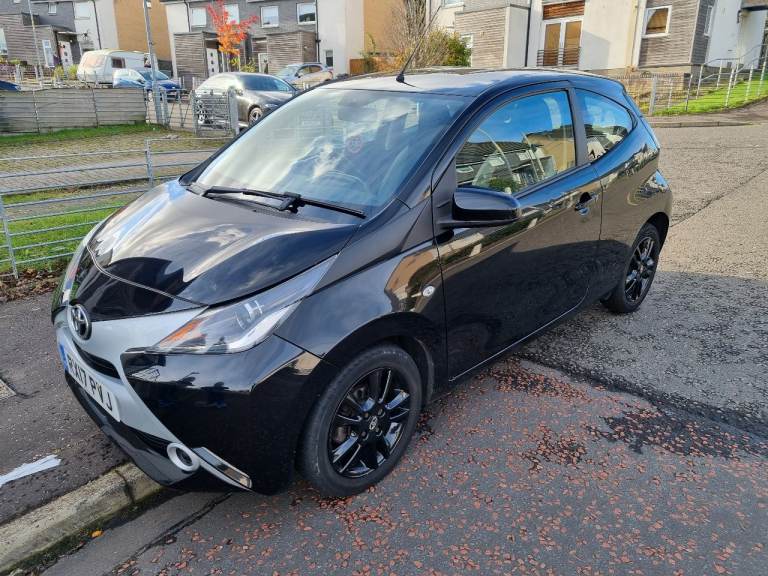 2017 TOYOTA AYGO BLACK 1.0L PETROL CLEAR HPI YEAR MOT AND FRESH SERVICE AC ALLOYS