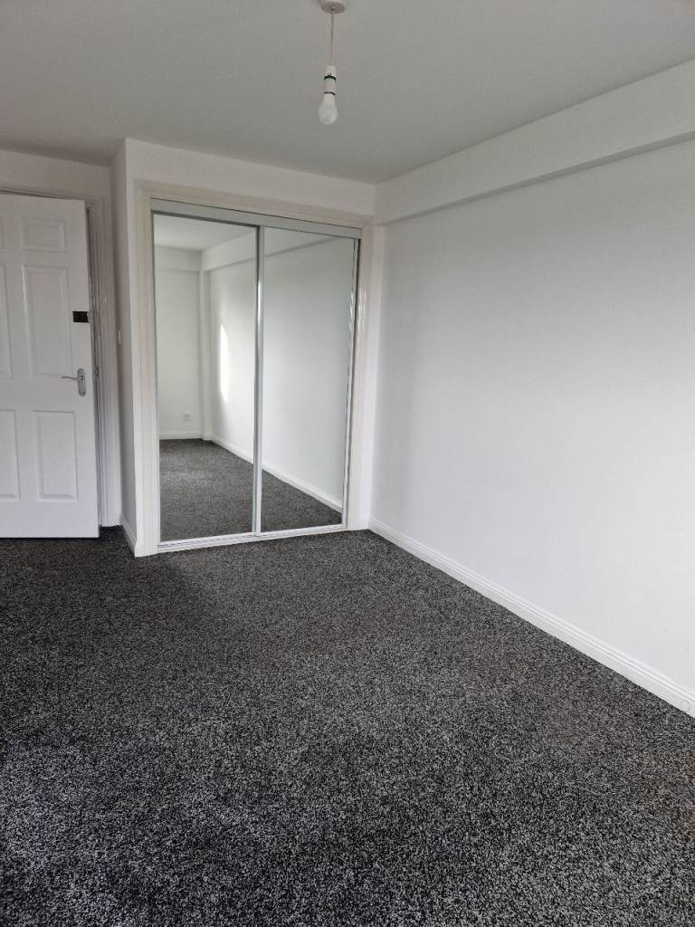 3 double bedroom flat to rent