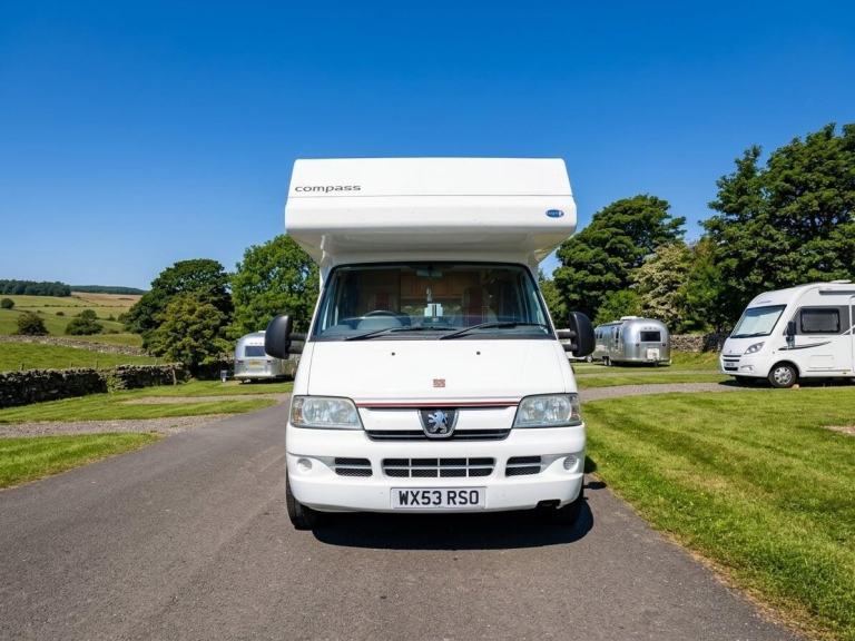 2004 Compass Avantgarde 200 2.0 Diesel 2 Berth